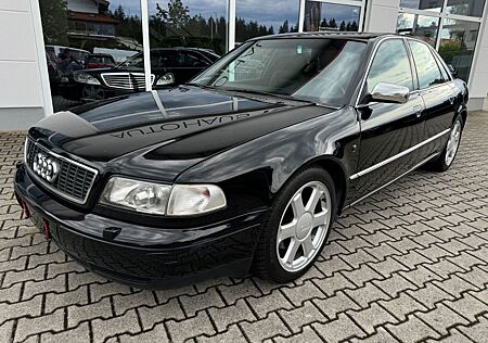 Audi S8 4.2 V8 Technisch Top / TÜV bis 01/2026