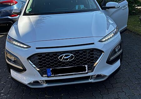 Hyundai Kona 1.6 T-GDI Premium DCT 4WD Leder Schiebedach