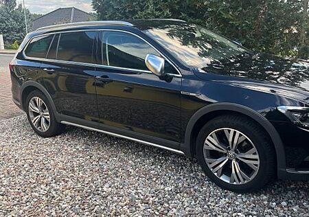 VW Passat Alltrack Volkswagen 2.0 TDI SCR 140kW DSG 4MOT A...