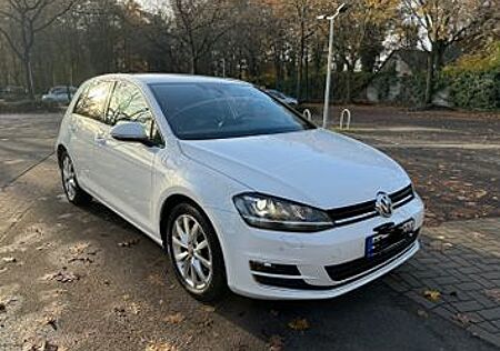 VW Golf Volkswagen 1.4 TSI 92kW DSG BMT Highline Highline