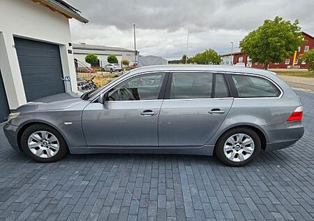 BMW 525i touring -