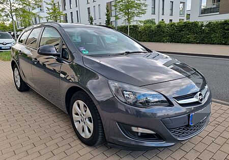 Opel Astra J Automatik/Kamera/Navi/ Euro 6 !