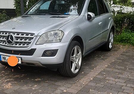 Mercedes-Benz ML 320 CDI 4MATIC - V6 TipTronic AMG 21 Zoll