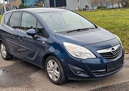 Opel Meriva B Design Edition