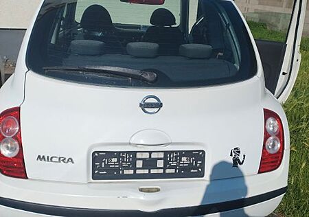 Nissan Micra 1.2 Season 48kW Season