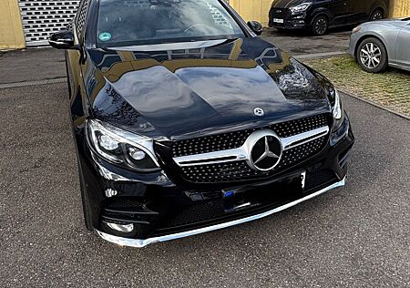 Mercedes-Benz GLC 250 4MATIC AMG Line Autom. AMG Line