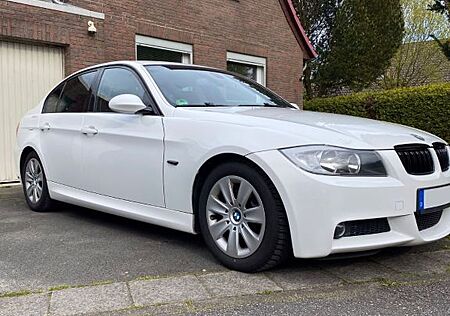 BMW 318i (E90) M-Paket