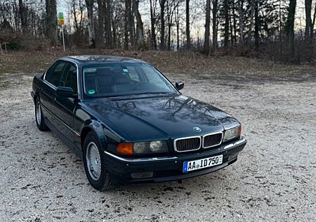 BMW 750i Auto
