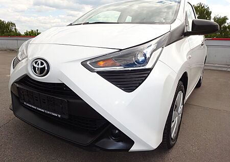 Toyota Aygo (X) Aygo °1.HAND°Scheckheft°Klima°Freisprechan