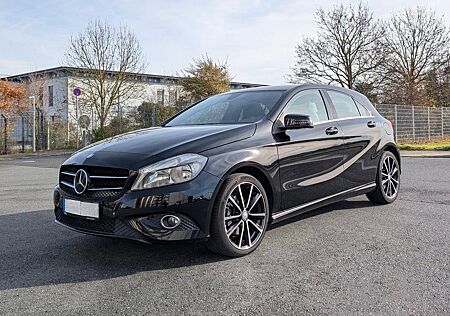 Mercedes-Benz A 180 - Scheckheft - SHZ - PDC - Klimaautomatik