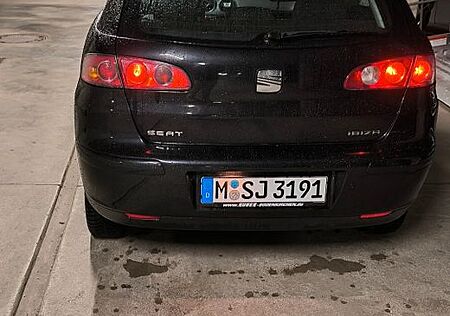 Seat Ibiza 1.4 16V 55kW Reference TÜV 06/2026