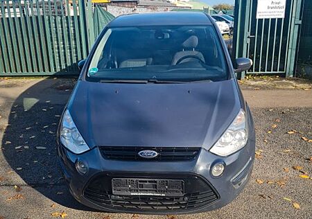 Ford S-Max 2,0 EcoBlue 140PS Titanium Titanium