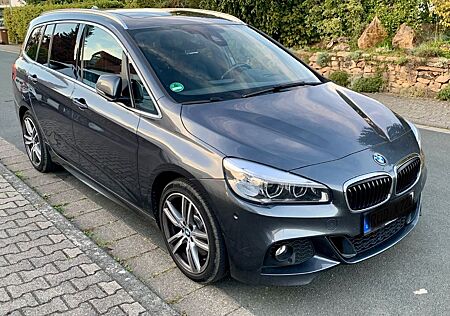 BMW 2er 220 Gran Tourer 220d xDrive Steptronic M Spo...