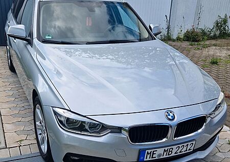 BMW 320d xDrive Touring -