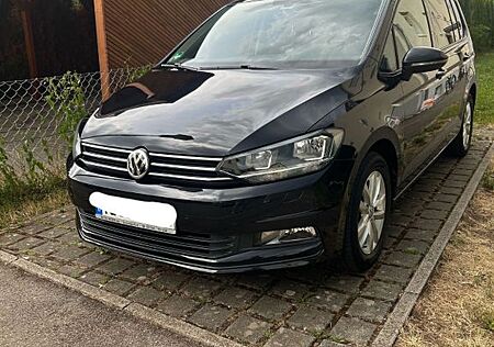 VW Touran Volkswagen 1.6 TDI SCR Comfortline BMT Comfortline