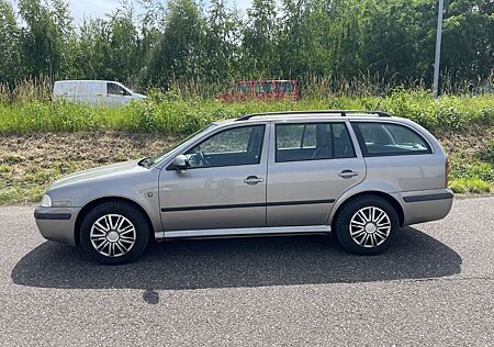 Skoda Octavia Combi Tour/Klima/Tüv