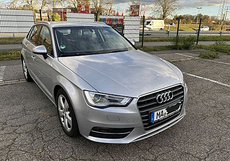 Audi A3 1.6 TDI clean diesel Ambiente Sportback A...