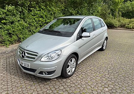 Mercedes-Benz B 160 BlueEFFICIENCY -