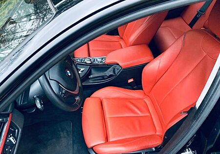 BMW 320d xDrive Touring Sport Head up, Harman Kardon
