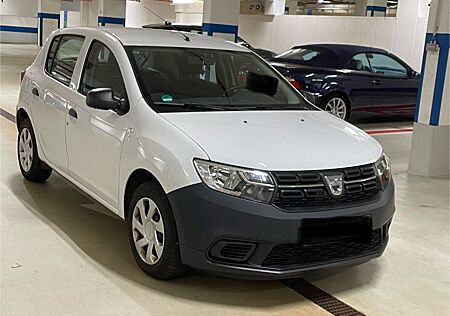 Dacia Sandero II/wenig KM/8-fach bereift/Euro6