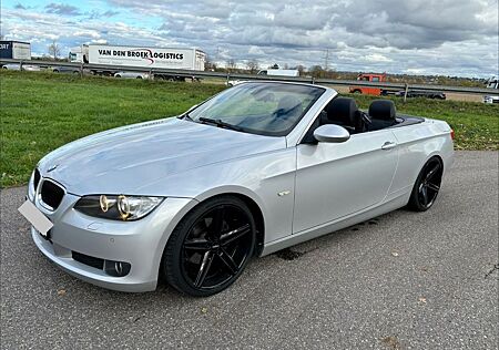 BMW 320i Cabrio -