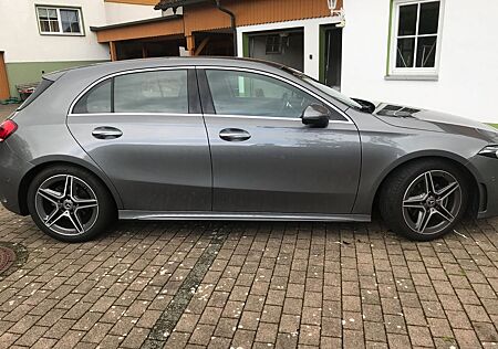 Mercedes-Benz A 200 d AMG Line, Sitheizung, Rückfahrk.