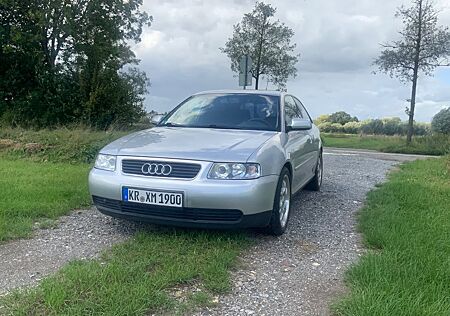 Audi A3 1.6 Ambiente Ambiente