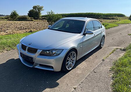 BMW 335i - M-Paket, 400 Ps, geflegt, Klima, Leder