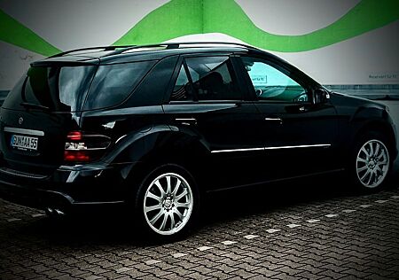 Mercedes-Benz ML 350 4MATIC -
