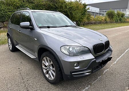 BMW X5 xDrive30d - LEDER XENON NAVI