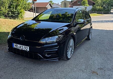 VW Golf Volkswagen 7.5 R 2.0 TSI DSG 4MOTION Variant