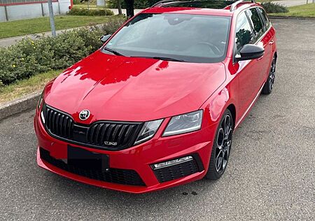 Skoda Octavia 2.0 TSI DSG RS combi, pano, standh,