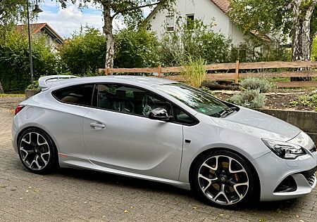 Opel Astra 2.0 Turbo 206kW S/S OPC OPC