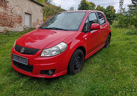 Suzuki SX4 gebraucht kaufen Suzuki SX4 1.6 VVT Exclusive KeylessGo TÜV neu