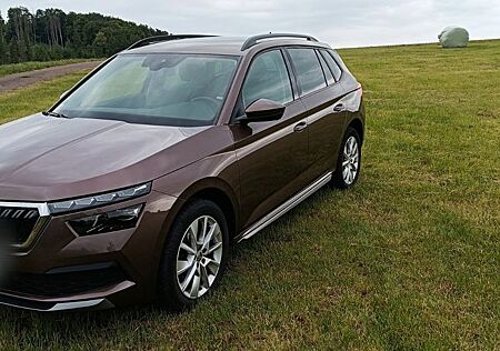 Skoda Kamiq 1.0 TSI Style *Kamera, PDC, 1.Hand*