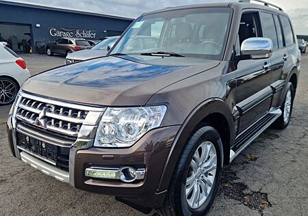 Mitsubishi Pajero 3.2 DI-D Top Kamera Glasdach AHK