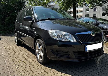 Skoda Roomster 1.2 TSI Family HU neu