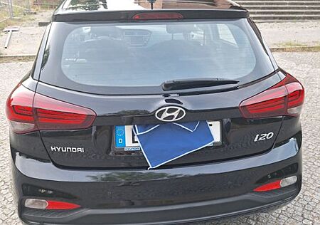 Hyundai i20 1.0 T-GDI 74kW Active Trend Active Trend