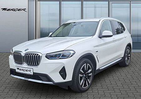 BMW X3 xDrive30e AHK / 19 Zoll / Head up