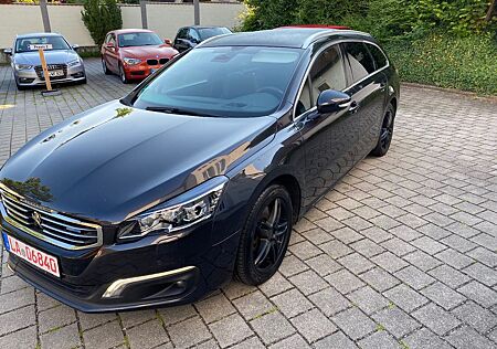 Peugeot 508 SW Allure-NAVI-LEDER-PANORAMA DACH-LED