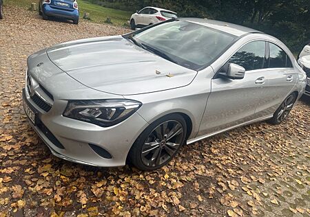 Mercedes-Benz CLA 220 d DCT -