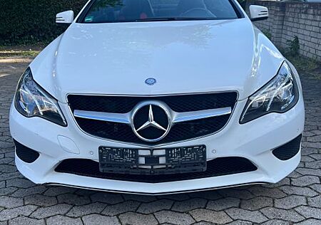 Mercedes-Benz E 220 Coupé BlueTEC -