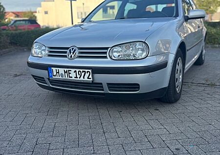 VW Golf Volkswagen 4 1.6 TÜV neu
