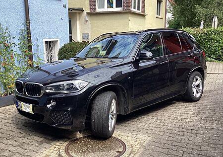 BMW X5 xDrive30d M Sportpaket+Pano+Keyless+HUD