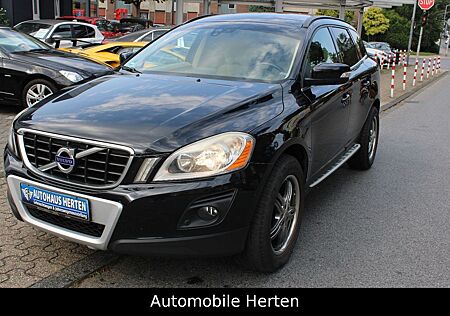Volvo XC 60 XC60 2.4 D *Momentum AWD*AUTOMATIK*NAVI*AHK*