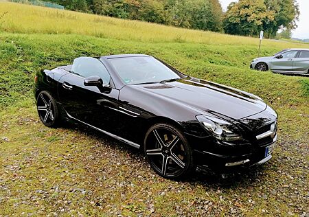 Mercedes-Benz SLK 200 AMG Line