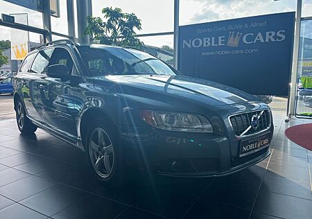 Volvo V70 Kombi Momentum AHK XENON el.Schiebed.