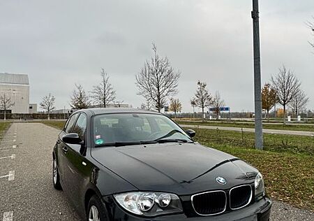 BMW 116d 2.0 2009 Sitzh. Einparkh. TÜV 12/2025.