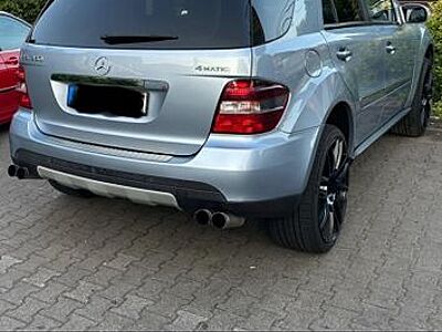 Mercedes-Benz ML 350 4MATIC -