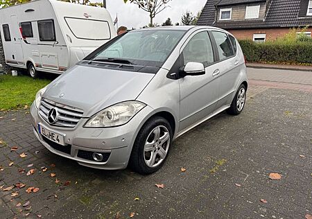 Mercedes-Benz A 200 AVANTGARDE AVANTGARDE